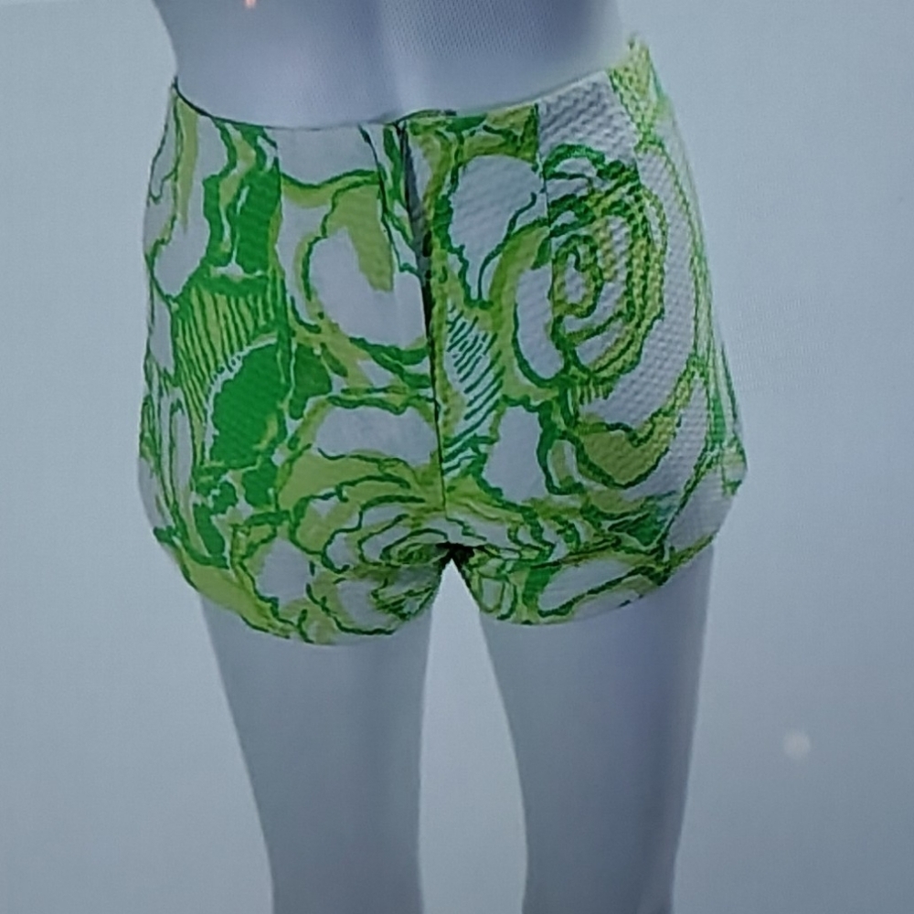 Lilly Pulitzer Green & White Abstract Floral Liza Shorts Crochet Trim Sz 2 - Picture 5 of 8